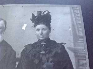 This image has an empty alt attribute; its file name is ellen-anderton.jpg